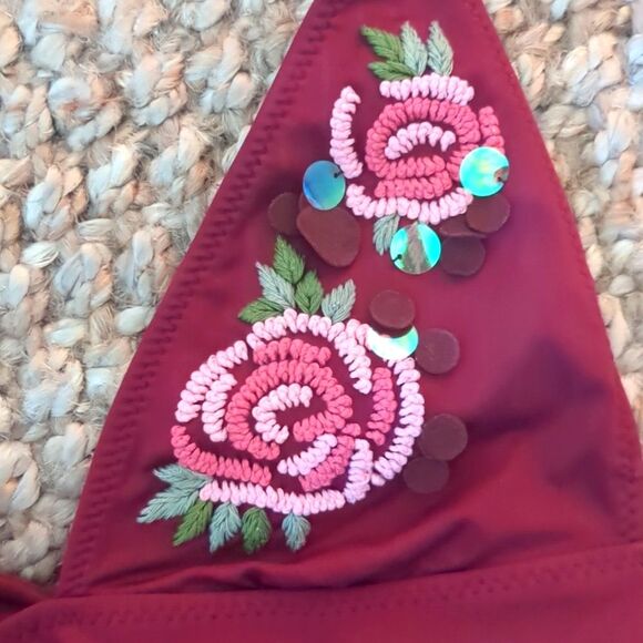 Becca by Rebecca Virtue Embroidered Sequin Top +High Rise Retro Bottoms M - Picture 5 of 10